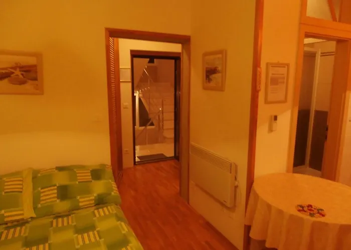 Mia-beach In * Спліт