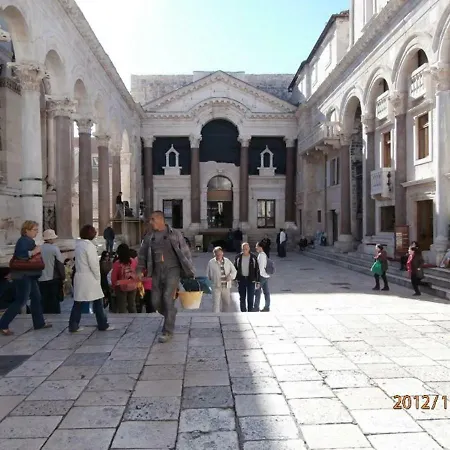 Mia-beach In * Split